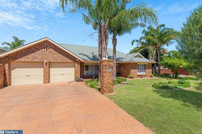 41 Welby Ave, Salisbury East SA 5109, Australia