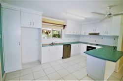 24 Nott St, East Mackay QLD 4740, Australia