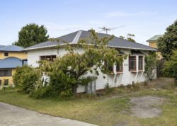 Unit 1/5 Sunny Ave, Blackmans Bay TAS 7052, Australia