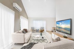 8 Swindon Cct, Terrigal NSW 2260, Australia