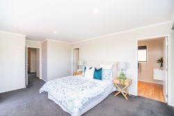 198 Hendersons Line, Kelvin Grove, Palmerston North, Manawatu / Whanganui, 4470, New Zealand