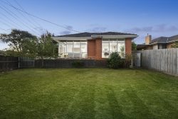 73 Thompsons Rd, Bulleen VIC 3105, Australia