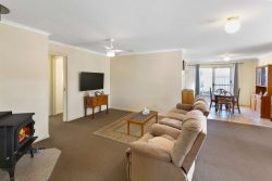 Unit 2/3 Bellview Ct, Mansfield VIC 3722, Australia