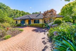 18 Monaro Cres, Red Hill ACT 2603, Australia