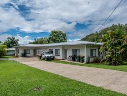 8 McManus St, Whitfield QLD 4870, Australia