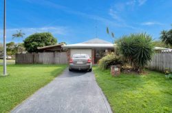 1 Kimberley Ct, Andergrove QLD 4740, Australia