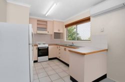 1 Kimberley Ct, Andergrove QLD 4740, Australia