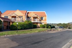 5/43 Sapphire Coast Dr, Valley High Resort, Merimbula NSW 2548, Australia