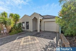 5 Dotterel Pl, Mawson Lakes SA 5095, Australia