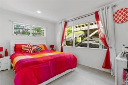 1/83 Manuka Road, Bayview, North Shore City, Auckland, 0629, New Zealand