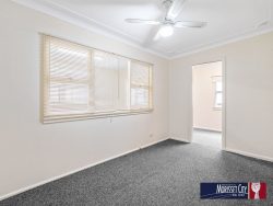 4 Maipoona Rd, Mirrabooka NSW 2264, Australia