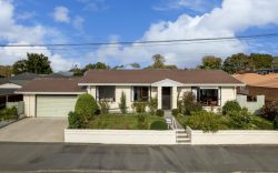 1 Staveley Street, Avonhead, Christchurch City, Canterbury, 8042, New Zealand