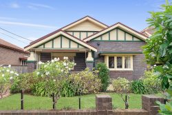 8 Raynor Ave, Abbotsford NSW 2046, Australia