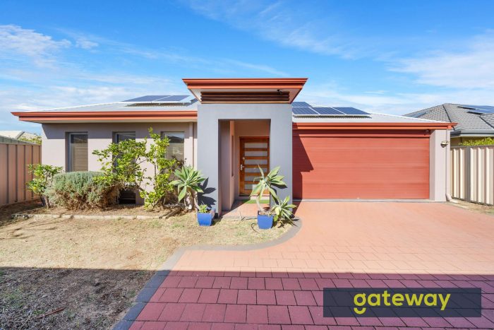 18B Scala Gardens, Yangebup WA 6164, Australia