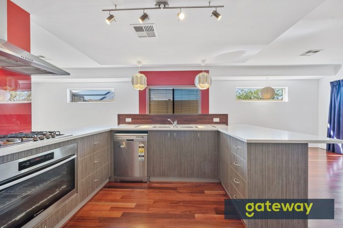 18B Scala Gardens, Yangebup WA 6164, Australia