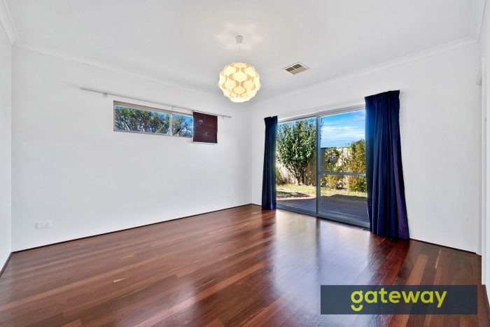 18B Scala Gardens, Yangebup WA 6164, Australia