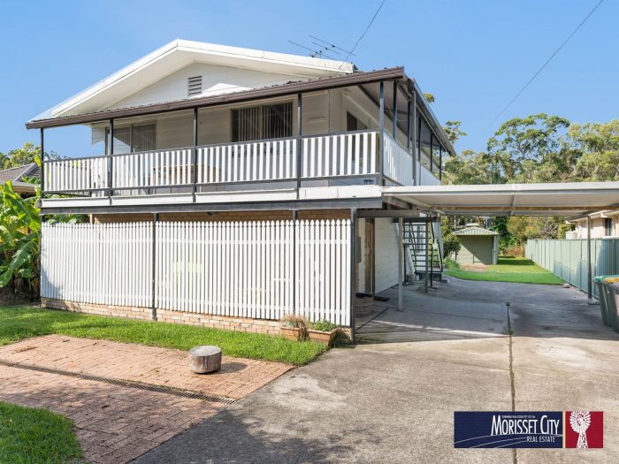 15 Victoria St, Windermere Park NSW 2264, Australia