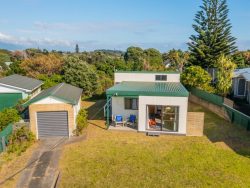 27 Koromiko Street, Otaki Beach, Kapiti Coast, Wellington, 5512, New Zealand