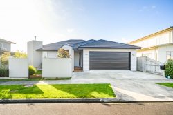 8 Silkwood Place, Fitzherbert, Palmerston North, Manawatu / Whanganui, 4410, New Zealand