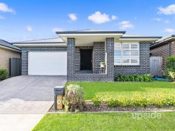 45 Blain Rd, Spring Farm NSW 2570, Australia