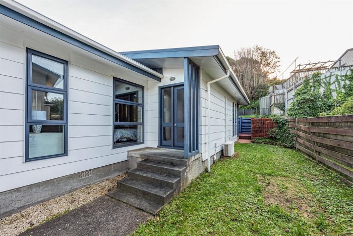 4 Bowline Place, Whitby, Porirua, Wellington, 5024, New Zealand