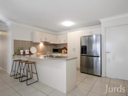 3 Chablis Dr, Cessnock NSW 2325, Australia