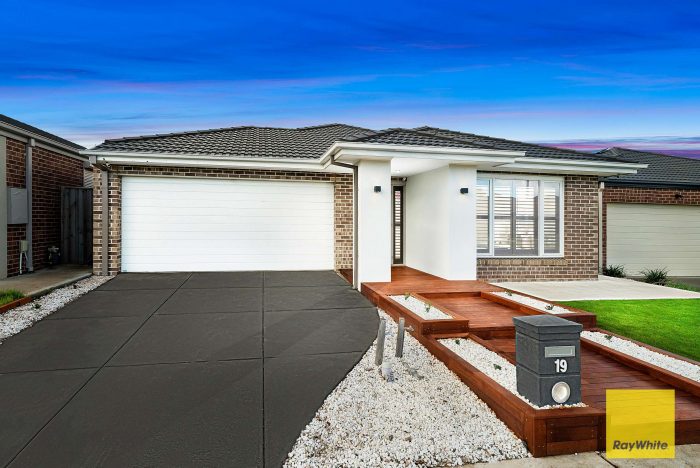 19 Settlement Rd, Tarneit VIC 3029, Australia