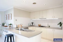 Unit 5/21 Tea Gardens, Gungahlin ACT 2912, Australia