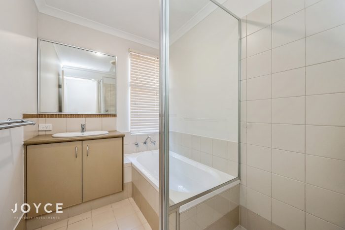 16B Boardman Rd, Canning Vale WA 6155, Australia