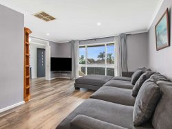 6 Bounty St, Moana SA 5169, Australia