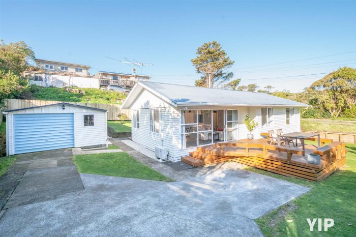 8 Cunliffe Street, Johnsonville, Wellington, 6037, New Zealand