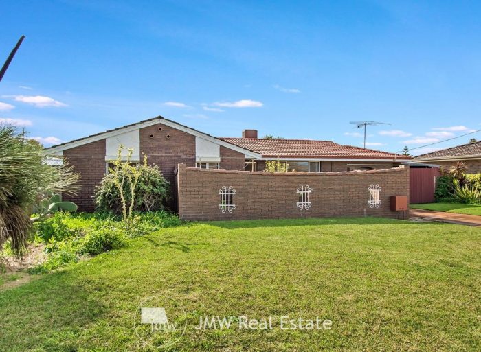 6 Hamersley Ct, Cooloongup WA 6168, Australia