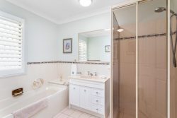 33 Cutts St, Margate QLD 4019, Australia