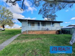 4 Dangar Pl, Muswellbrook NSW 2333, Australia