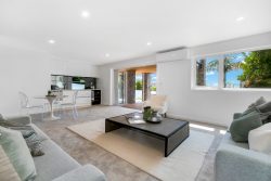 19 Scarboro Terrace, Murrays Bay, North Shore City, Auckland, 0630, New Zealand