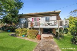4 Irene Ave, Batehaven NSW 2536, Australia