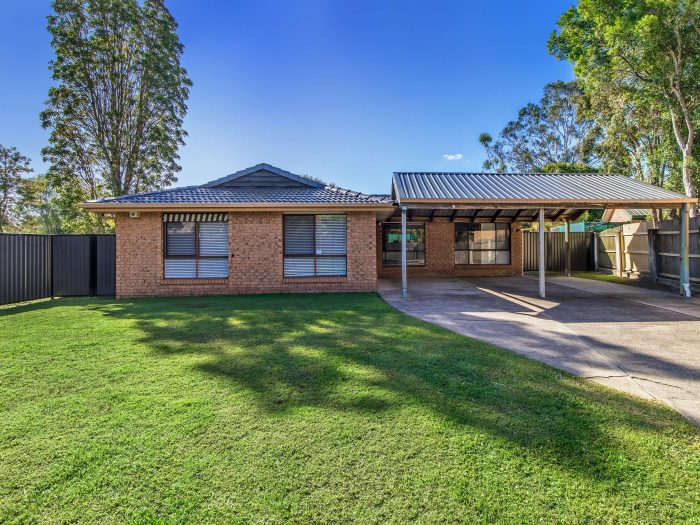 28 Minden Cres, Helensvale QLD 4212, Australia