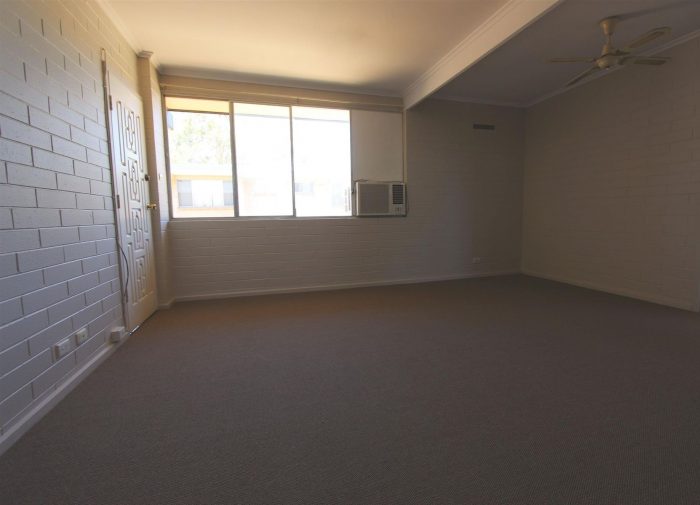 Unit 4/13 Balmoral Rd, Salisbury East SA 5109, Australia