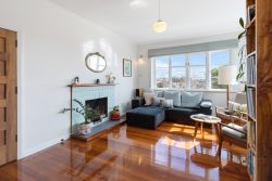 23 Parau Street, Three Kings, Auckland, 1041, New Zealand