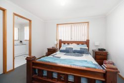 10 Privett Pl, Lavington NSW 2641, Australia
