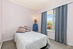 1 Braydon Rd, Attadale WA 6156, Australia