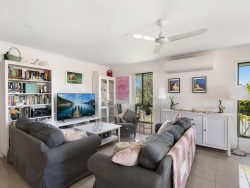 2 Sarah La, Upper Coomera QLD 4209, Australia