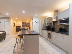 117 Te Awe Awe Street, Hokowhitu, Palmerston North, Manawatu / Whanganui, 4410, New Zealand