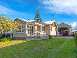 215 Beverley Terrace, Whangamata, Thames-Coromandel, Waikato, 3620, New Zealand