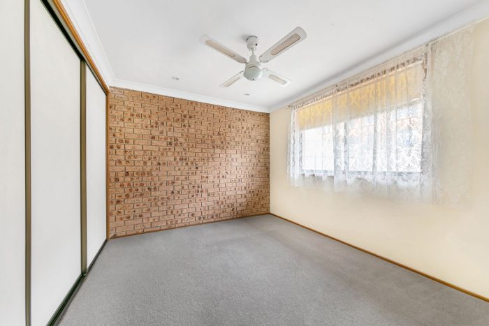 9/166 Albany St, Point Frederick NSW 2250, Australia