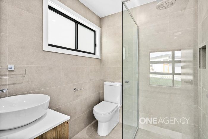 18 Cambewarra Drive, Tullimbar NSW 2527, Australia