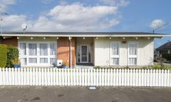 556 Queen Street, Levin, Horowhenua, Manawatu / Whanganui, 5510, New Zealand