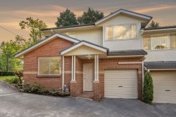 1/356 Peats Ferry Rd, Hornsby NSW 2077, Australia