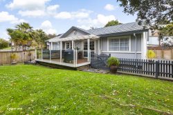 403 Whangaparaoa Road, Stanmore Bay, Rodney, Auckland, 0932, New Zealand