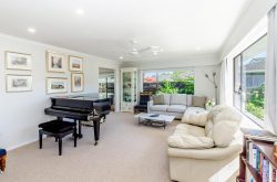 6A Rewarewa Crescent, Waikanae, Kapiti Coast, Wellington, 5036, New Zealand